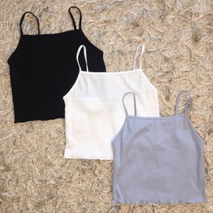 3 Cropped Tank Tops